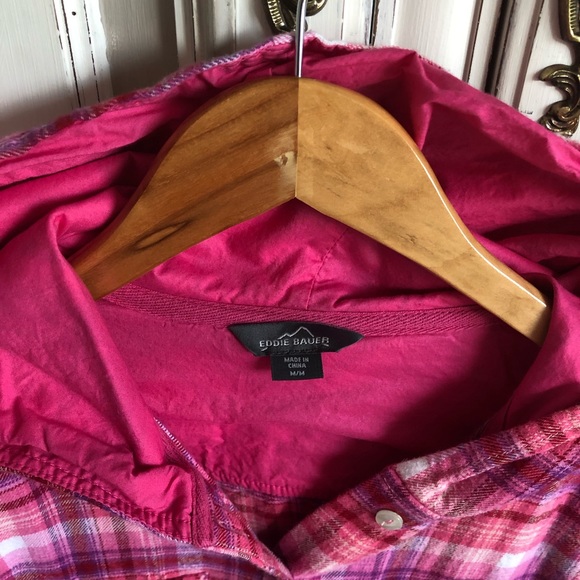 Eddie Bauer hooded button up - Picture 2 of 5